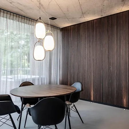 Готель Urban Loft *
